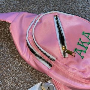 AKA Fanny Pack